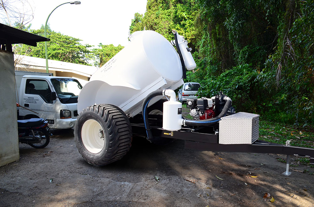 Vacuum Trailers For Off-Road Pump Applications | Wastecorp 1